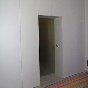 Armadio con porta in vetro